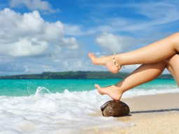 Как подготовить ноги к пляжному сезону