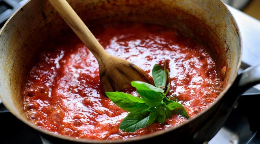 Как приготовить соус томатный