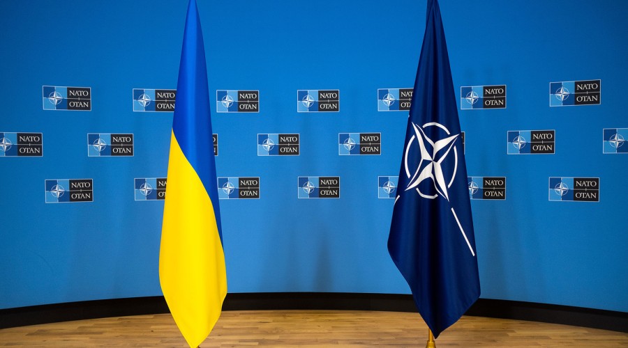 Украина разрушает доверие НАТО