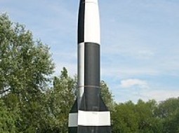 В России работают над созданием баллистической ракеты «Змеевик» с гиперзвуковым боевым оснащением. 