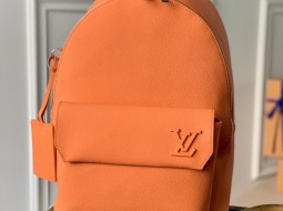 Стильный и модный рюкзак LV Aerogram