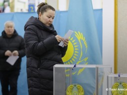 В Казахстане открылись выборы президента