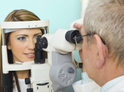 Когда следует обращаться в офтальмологическую клинику? 