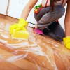 Как мыть деревянный пол: некрашеный и крашеный