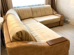 Угловой диван известной фирмы MOON