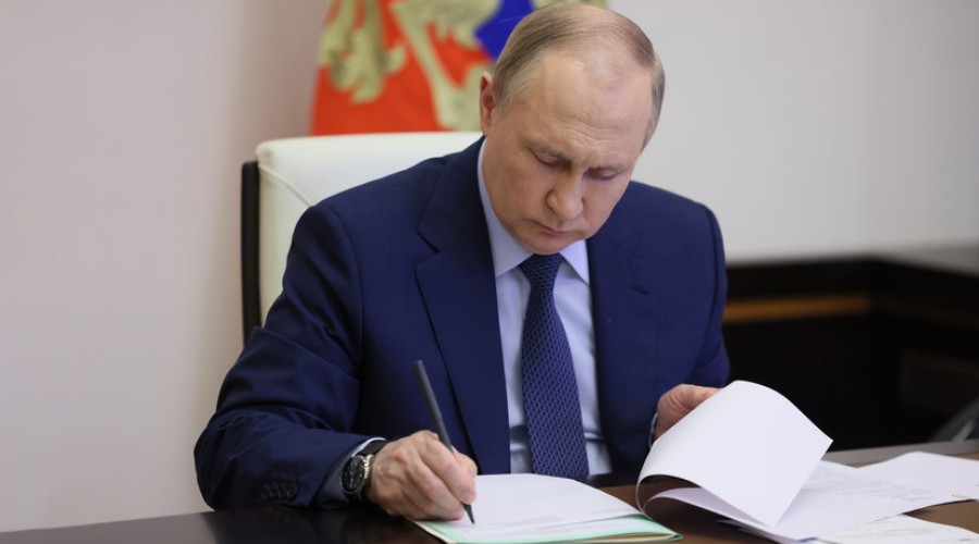 Путин признал независимость 