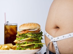 Каких продуктов следует избегать, если не хотите потолстеть