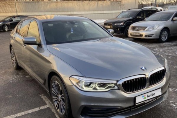 BMW 5 серия,  2018