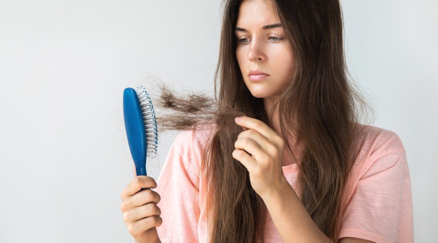 Как остановить выпадение волос после родов